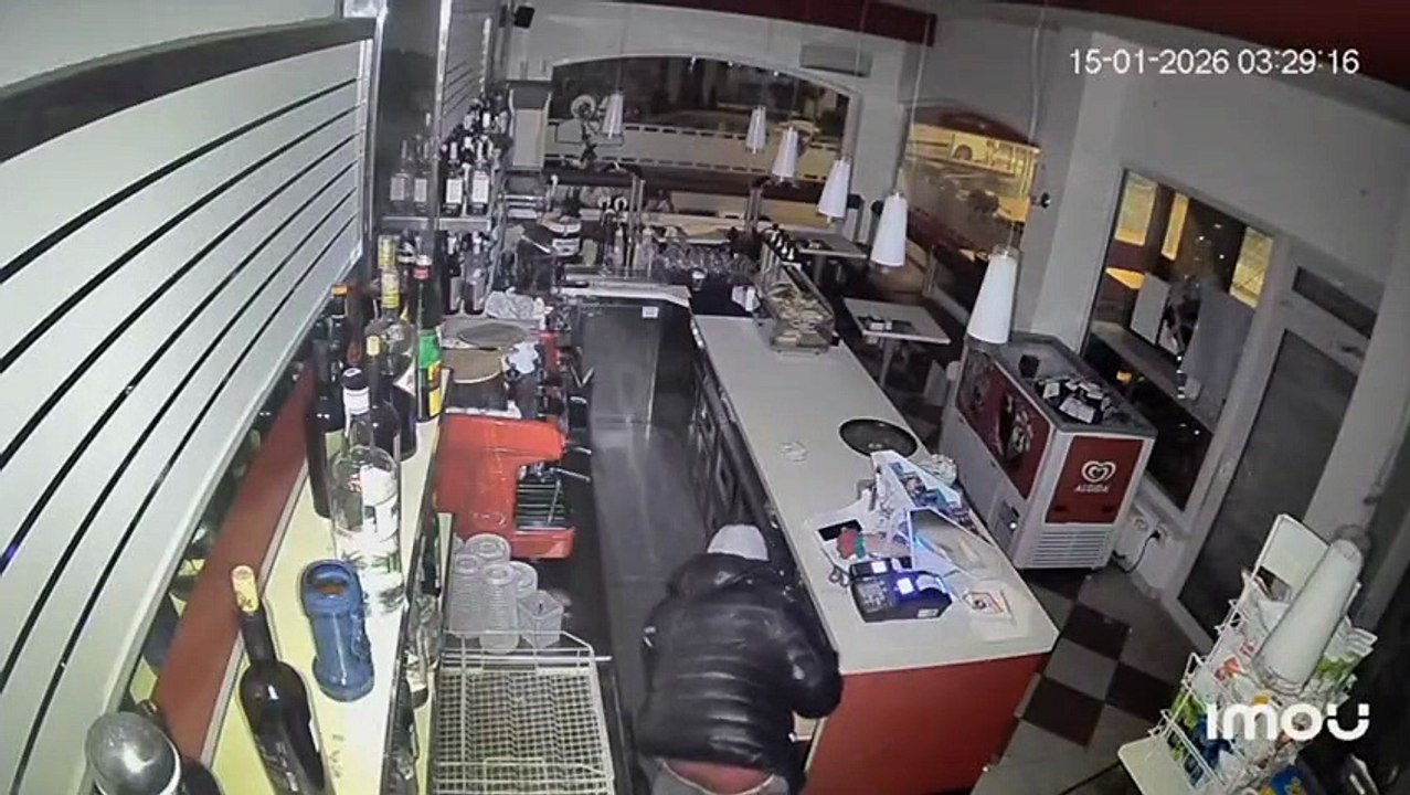 La spaccata al bar Hollywood, prima del tentativo di fuga nell'Isarco
