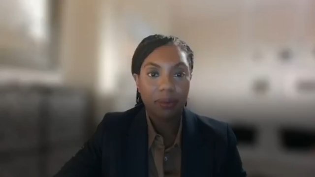Kemi Badenoch sacks Robert Jenrick over Reform defection plot