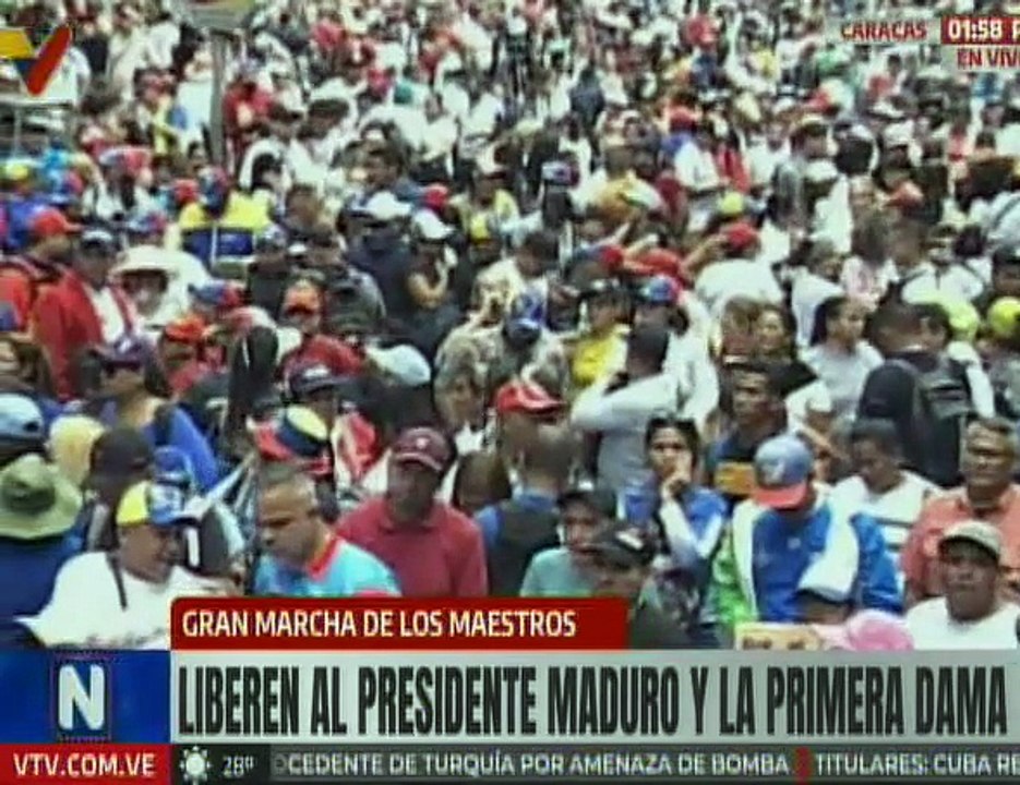 Maestros bolivarianos llaman a la unidad y a levantar banderas de la paz