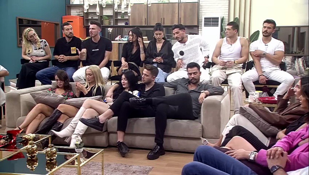 Mert ile Buse İlişkisi Bitiyor mu_ _ Kısmetse Olur_ Aşkın Gücü 2. Sezon 46. Bölüm