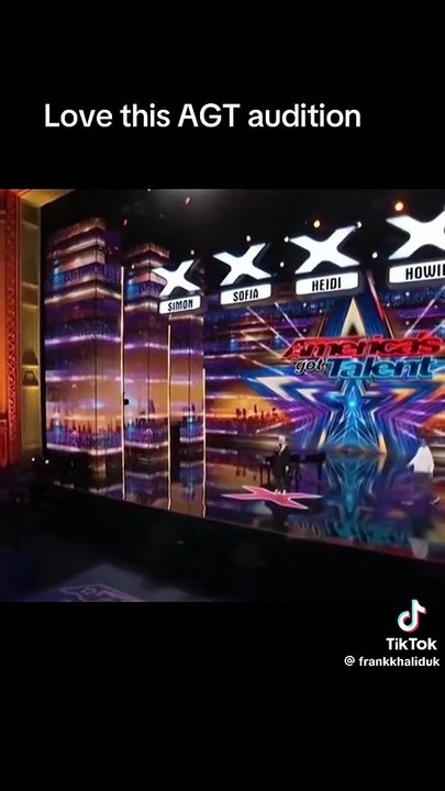 Blinde Sängerin beim supertalent in England Part 1