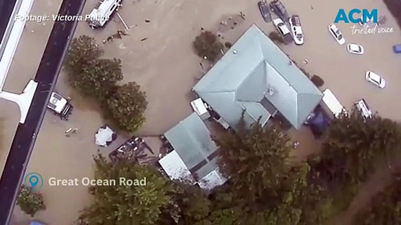 Police perform winch rescues in Great Ocean Road flash floods
