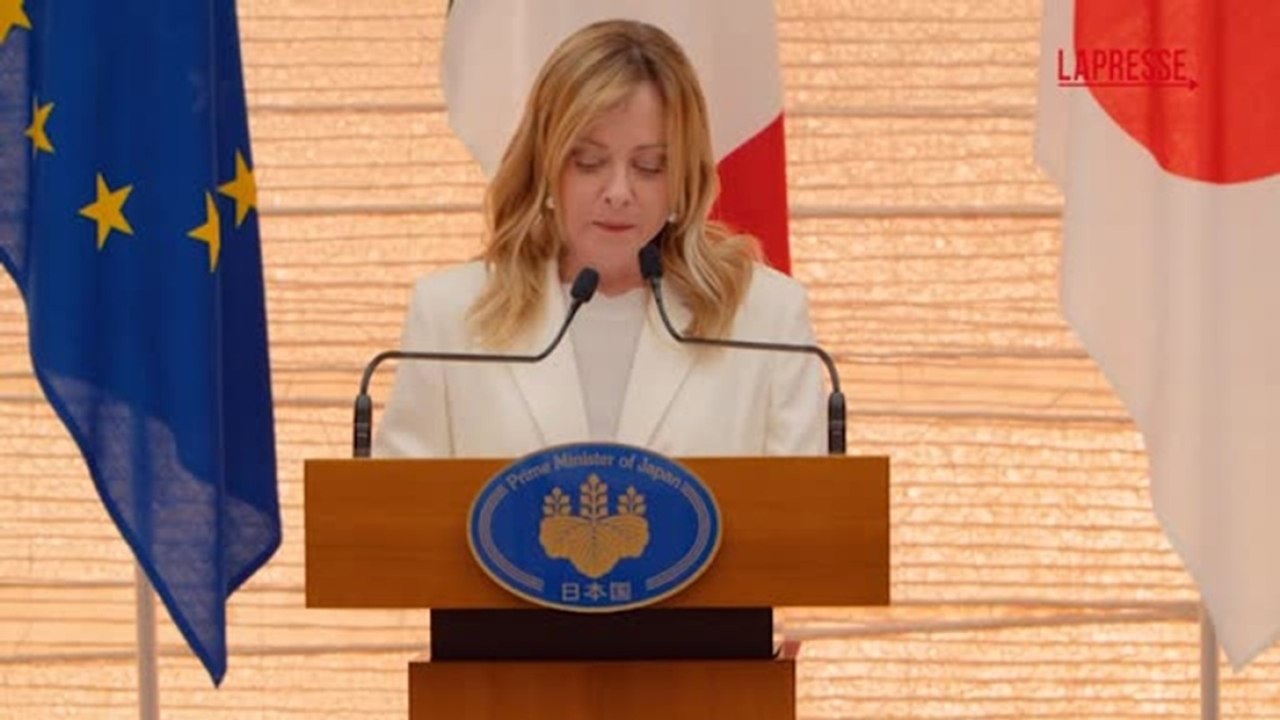 Meloni a Tokyo cita la parola giapponese "ganbaru": «Ambire a superare limiti»