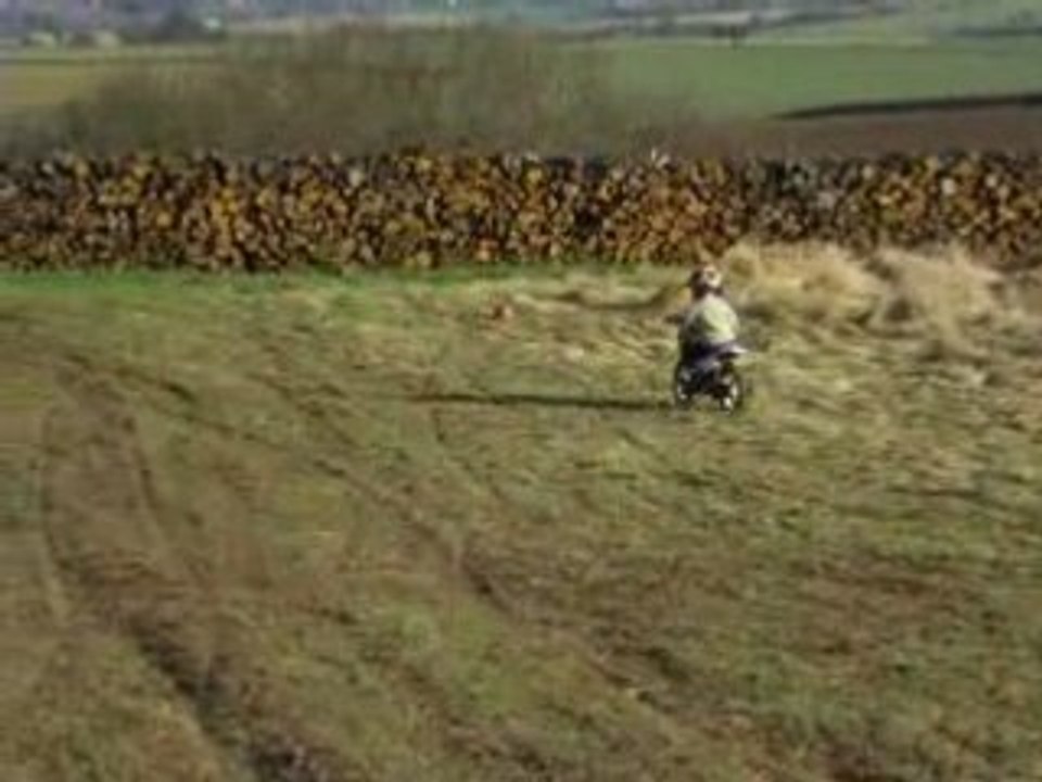 fallait mettre tes lunettes fiston!!!!!