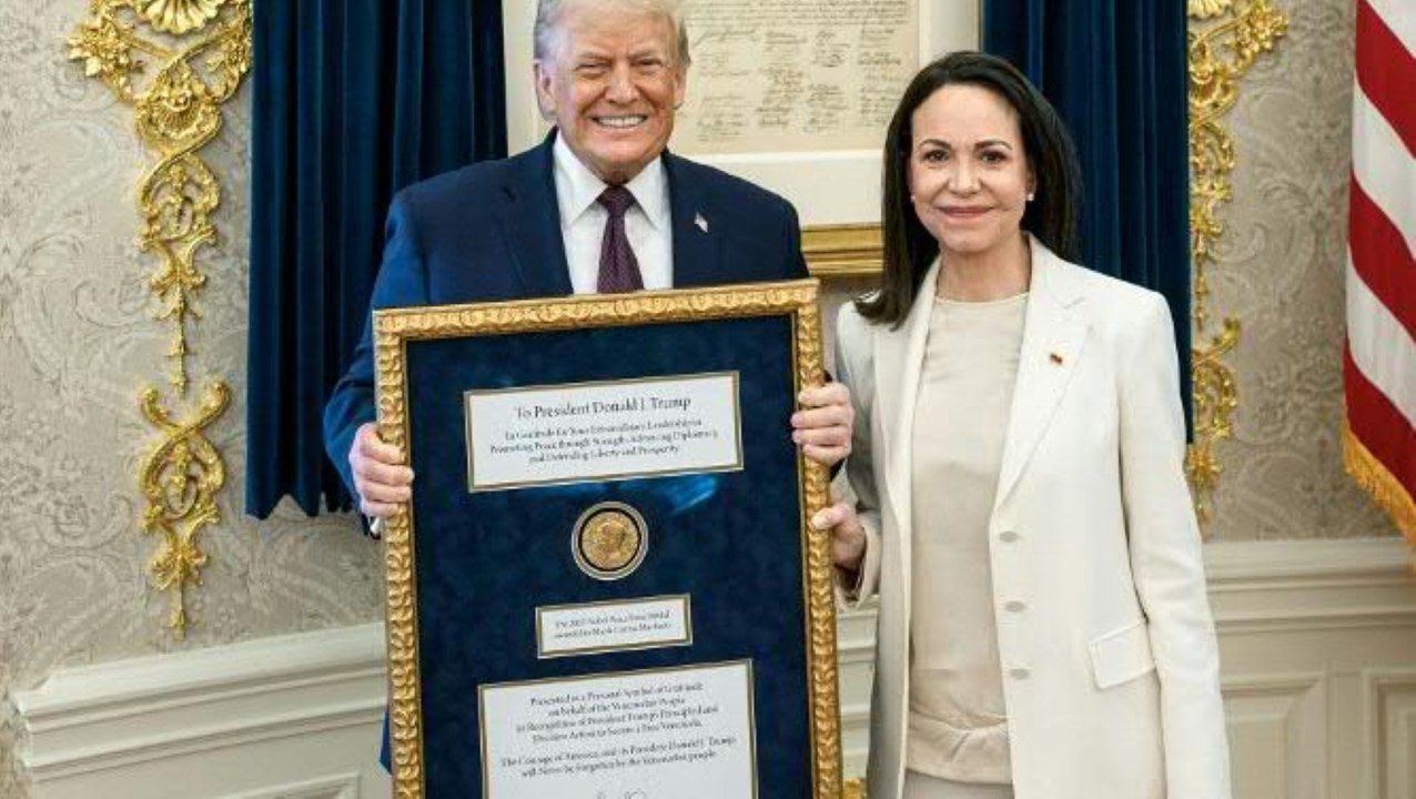 Machado übergibt Trump Friedensnobelpreis, spricht von 'beeindruckendem' Gespräch