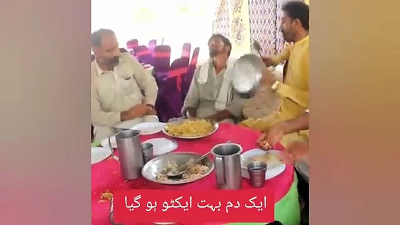 Most Funny Moments Of Pakistani Peoples 😅😜-part-140  funny pakistani video - Fun With Badshah (360p, h264)