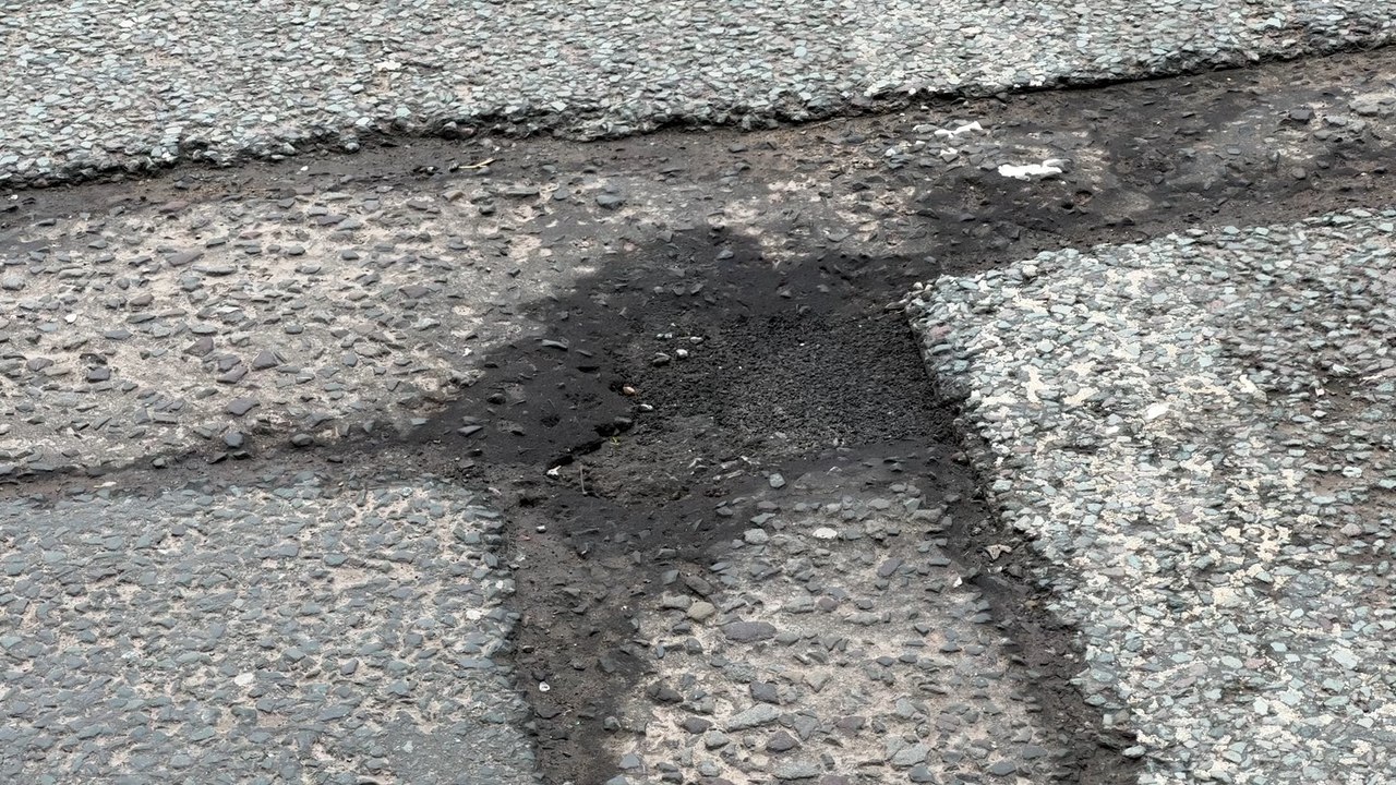 “Just fill ‘em in!” - Leeds locals reflect on potholes and the state of our roads