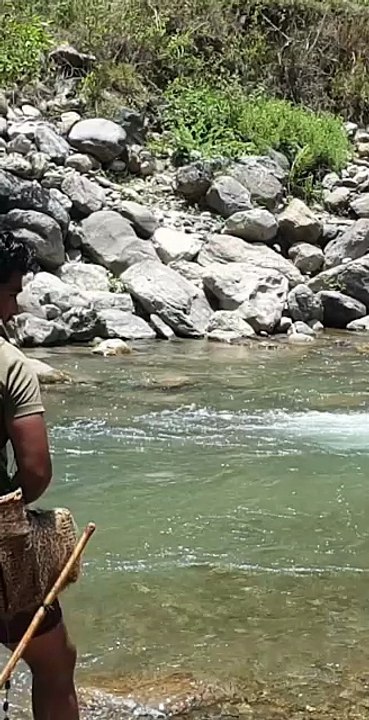 cast net fishing in Nepal |