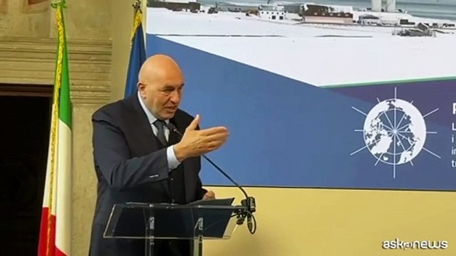 Groenlandia, Crosetto: no a frazionare in azioni il mondo occidentale