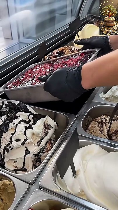 ice Cream gelato icecream chocolate food cake dessert foodie اكسبلور streetfood ترند