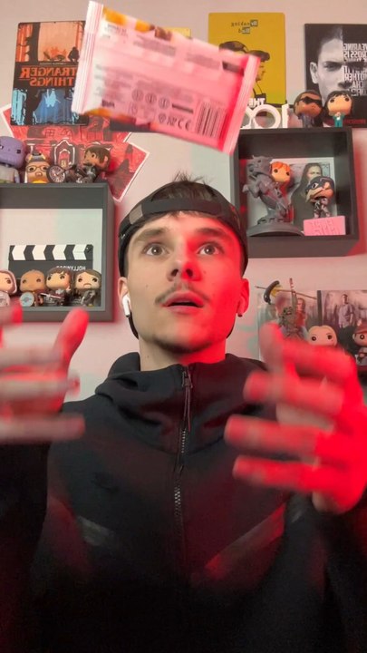 Ouverture du booster du jour Topps Max Attax !