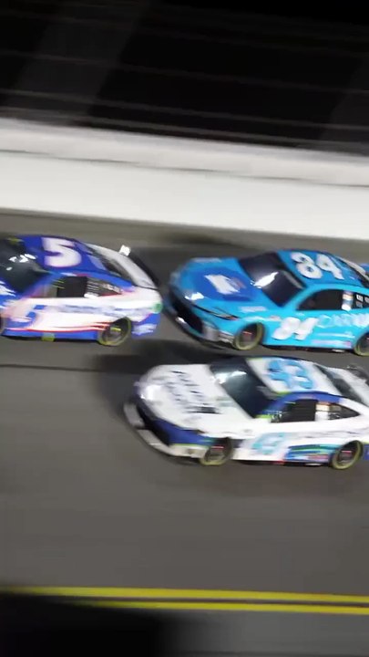 Sobe o som do V8, pois faltam apenas 16 dias para o Clash e 30 dias para a Daytona500!