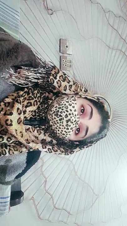 Trump & Nobel Peace Prize Reddit Buzz | Machado’s Medal Gesture Explained