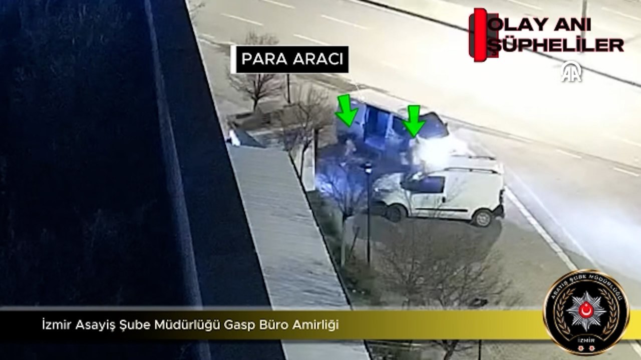 İzmir'deki film gibi soygunun dakika dakika görüntüleri: Torbalarla milyonları götürdüler