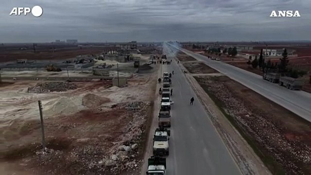 Siria, l'esercito entra nell'area a est di Aleppo