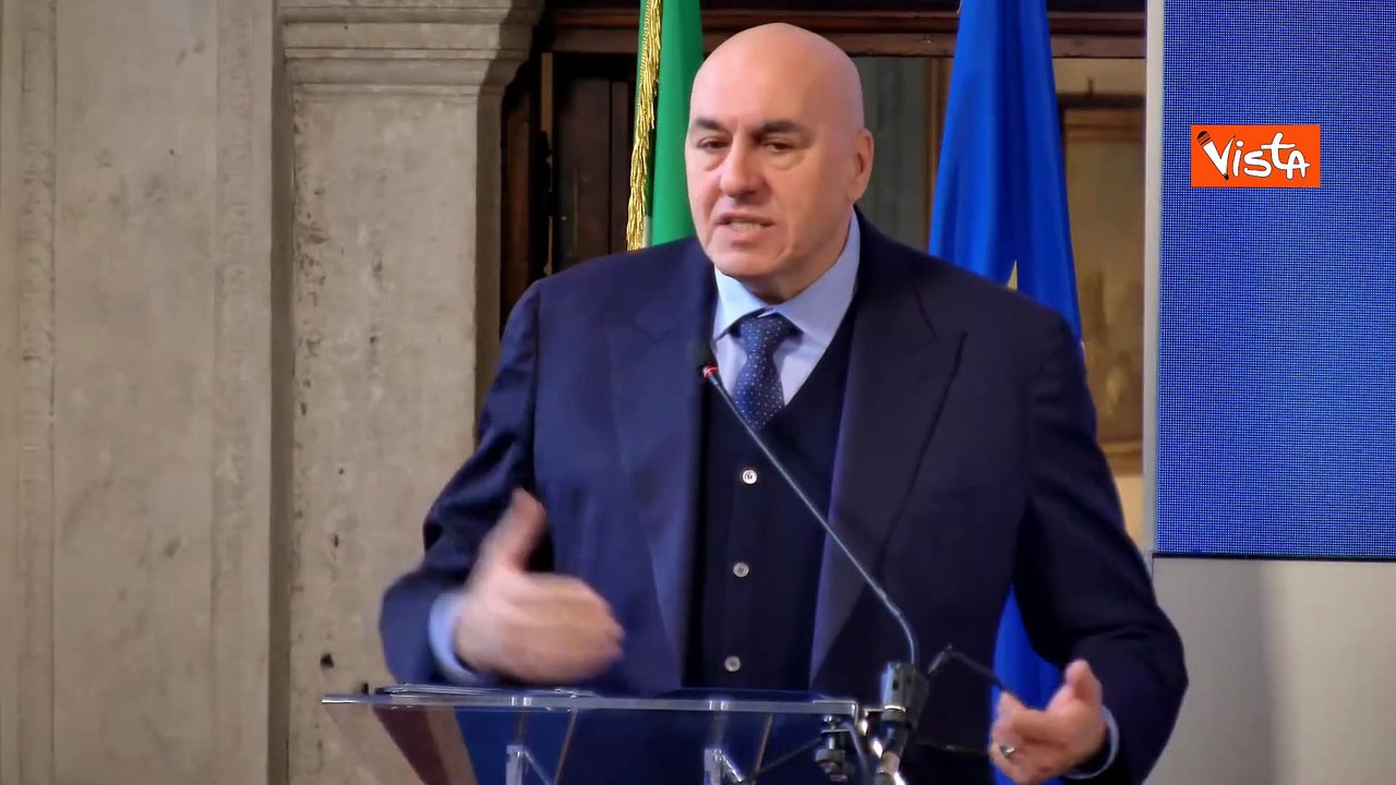 Crosetto: "Dopo l'Ucraina, la Russia sposterà sue risorse militari nell'Artico"