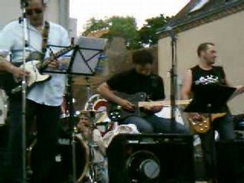 guitare, concert 2, RepliQs, seven nations army,