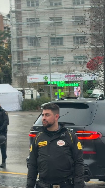 La salida de Vinicius del Bernabéu tras la pitada en el Real Madrid - Levante