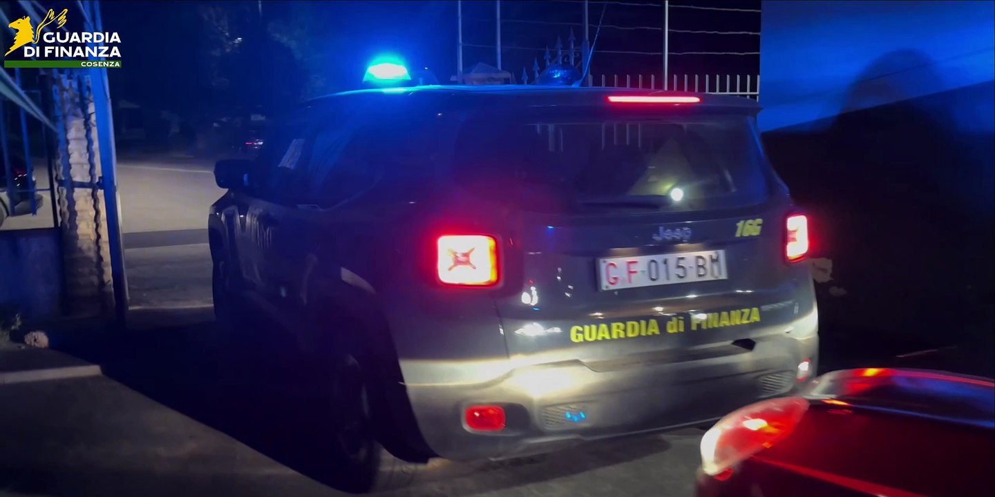 Scoperto un casolare della cocaina a Cetraro: droga per oltre 1 milione di euro e 5 arresti VIDEO