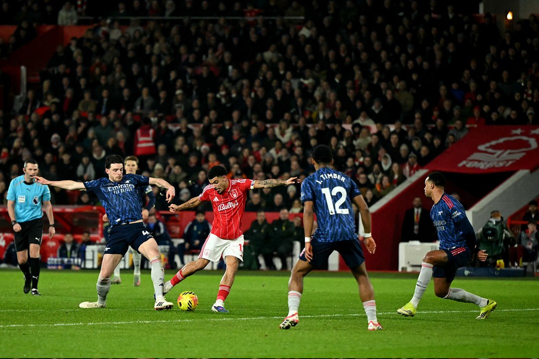 ملخص مباراة نوتينغهام وآرسنال في الدوري الإنجليزي