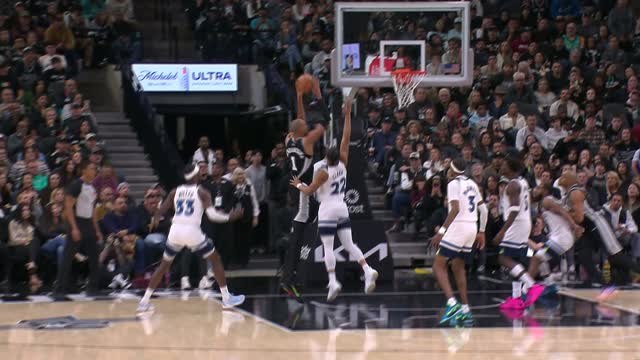 Wembanyama leads the Spurs with incredible clutch-time performance