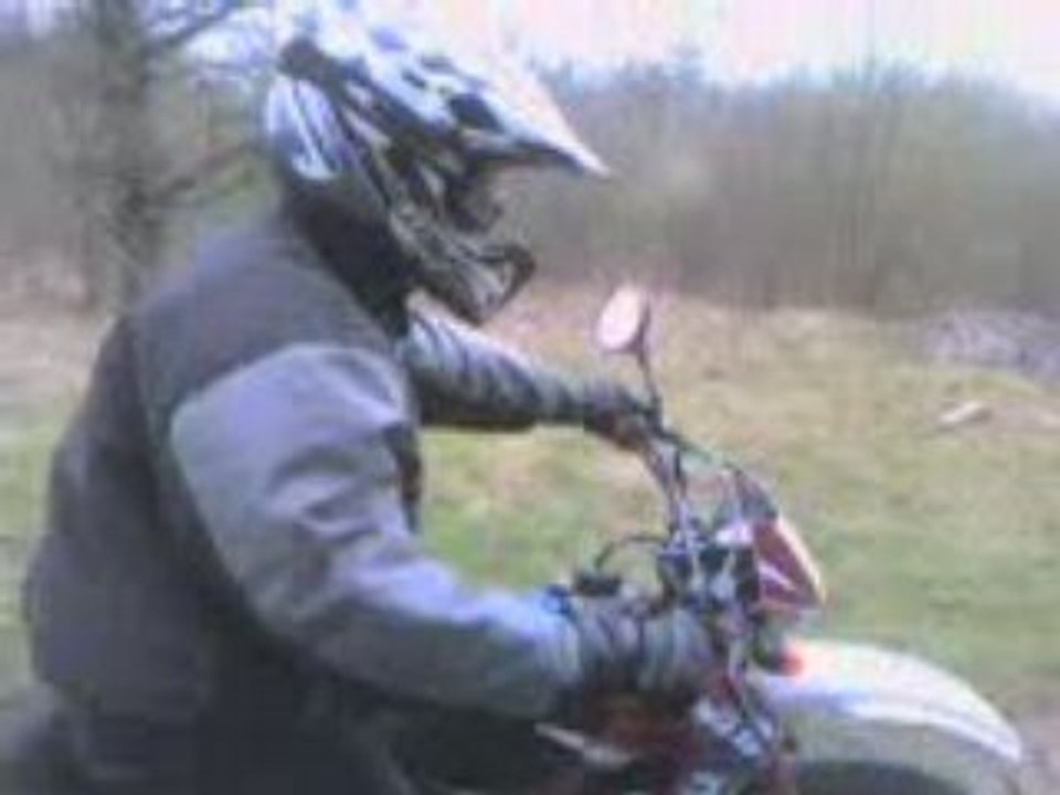 Un tour de DT en moto avec Seb et Beybey