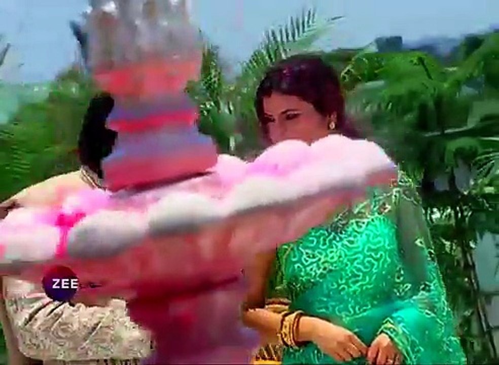 مسلسل رحلة سالوني حلقة 51 كاملة - نهار يساعد جياتري و زوجها!