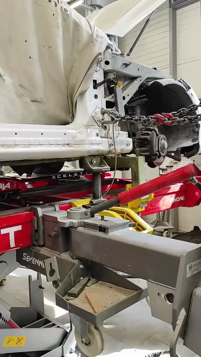 Mercedes W204 A-pillar repair carried out with pinpoint precision on a Celette Rhone L frame machine