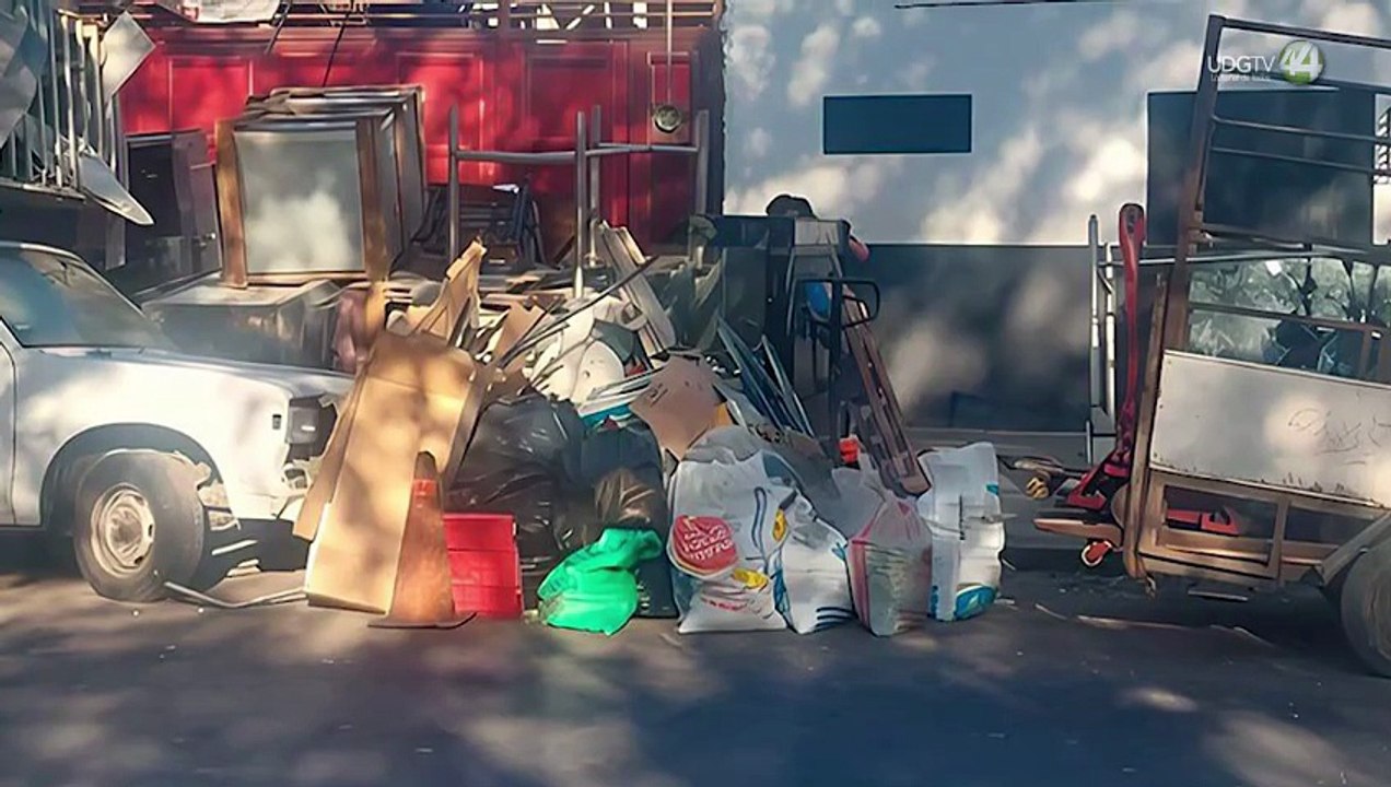 Vecinos denuncian vehículos abandonados y logran su retiro