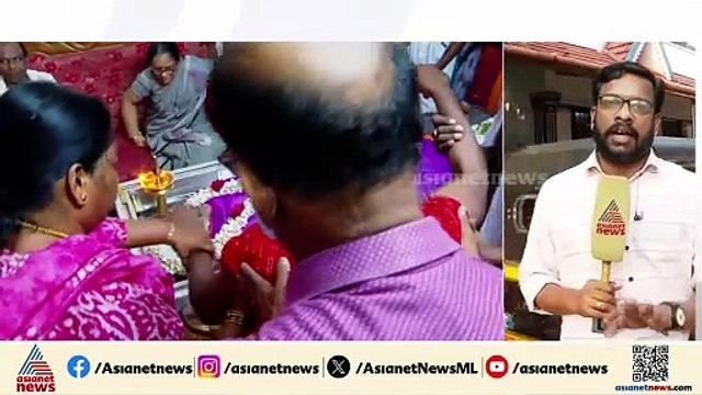 ദീപക് ജീവനൊടുക്കിയ സംഭവം; പരാതിയിൽ പൊലീസ് നടപടി തുടങ്ങി; മൊഴിയെടുക്കാൻ പൊലീസ് ദീപകിൻ്റെ വീട്ടിൽ
