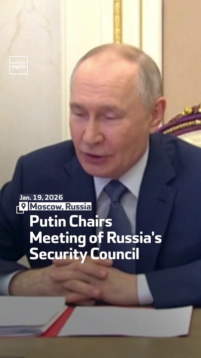 Putin Chairs  Meeting of Russia's  Security Council