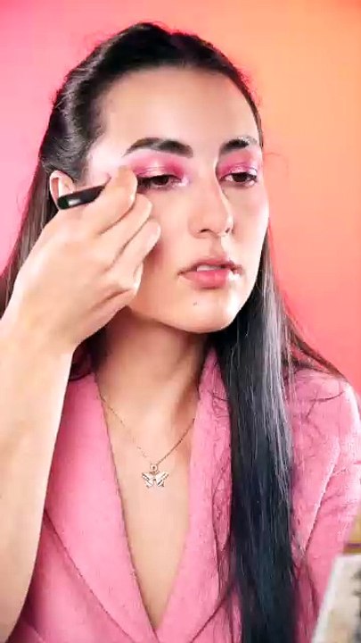 Pink makeup tutorial
