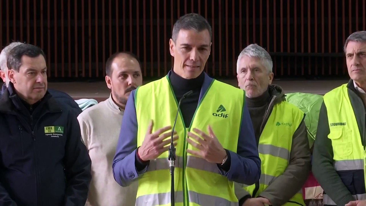 Sánchez llama a la "unidad" y denuncia "bulos y desinformación" en torno a la tragedia ferroviaria de Adamuz