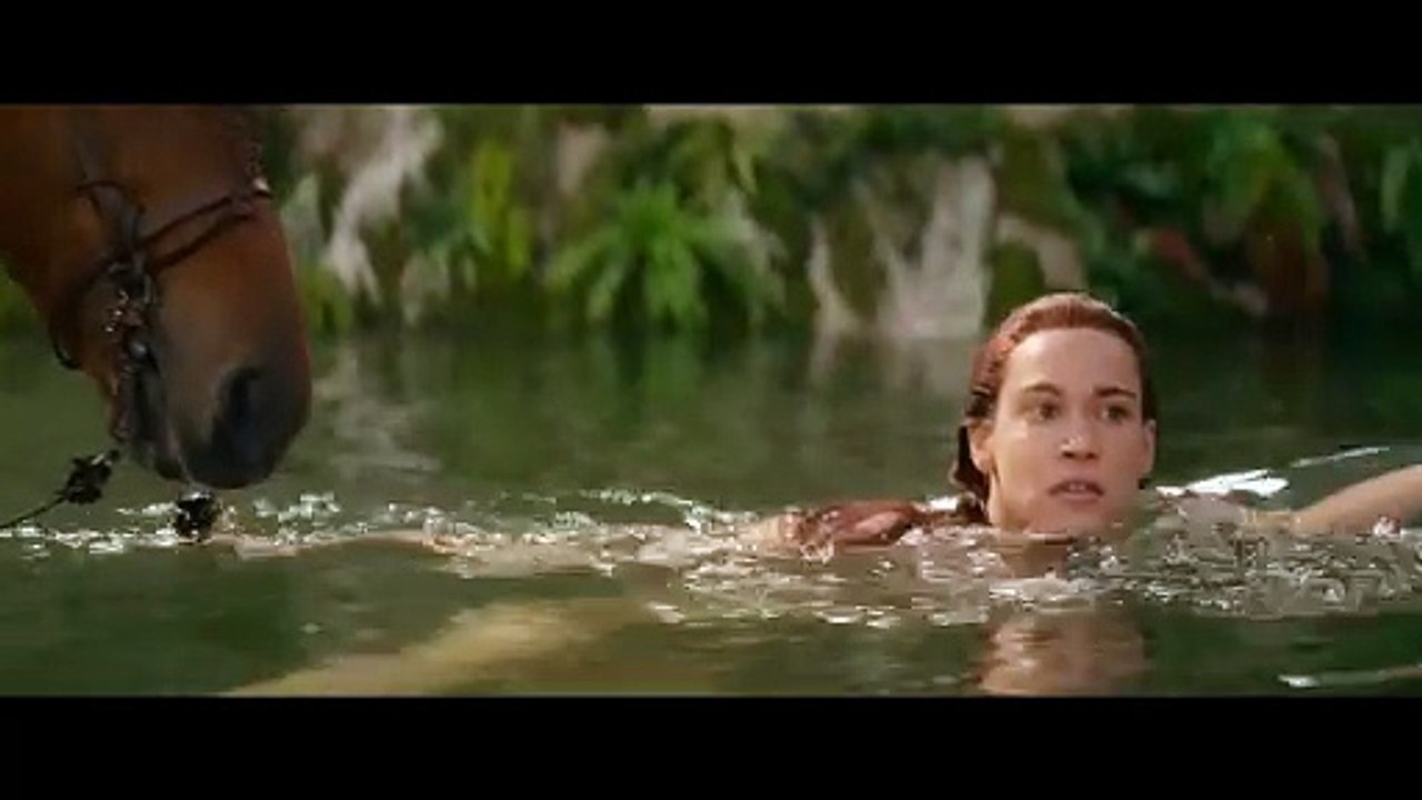 Emperor Sends Her to Die in the Arena, But She Starts a Riot Instead