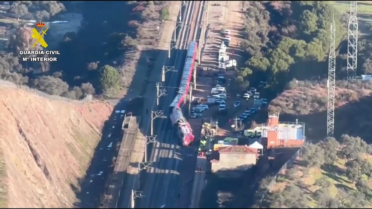 Imágenes aéreas de la Guardia Civil del accidente ferroviario de España