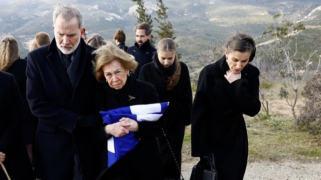 Muestras de cariño y apoyo a la reina Sofía en el funeral de su hermana Irene en Grecia