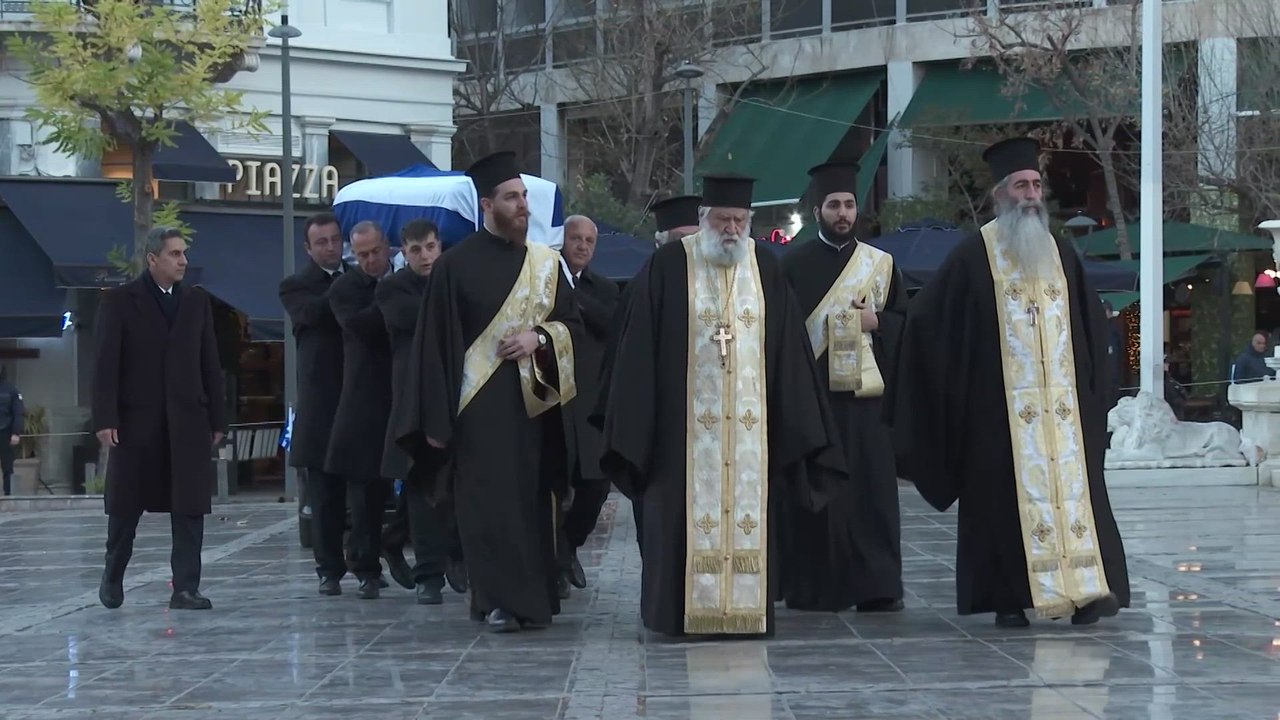 La familia real asiste al funeral en Atenas de la princesa Irene, hermana de la reina Sofía