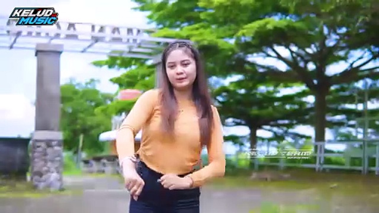 DJ-SETENGAH-KENDANG-BARUDHAK-RAJADA-X-GRENADE