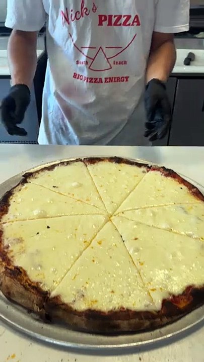 No such thing as too much cheese 😤