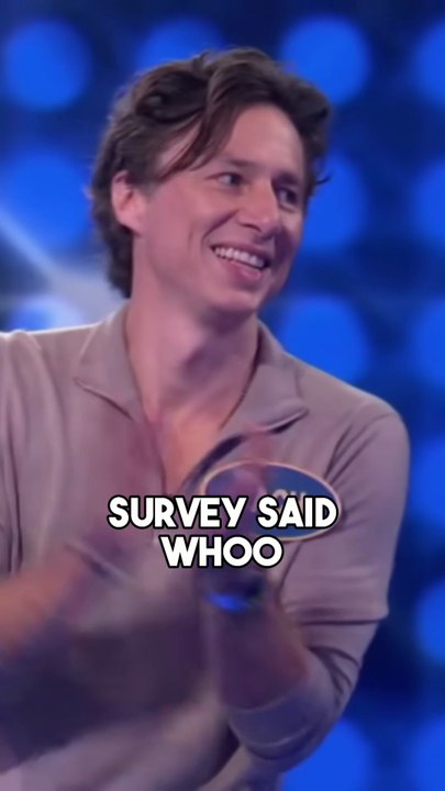 Zach Braff Takes on Fast Money on Celebrity Family Feud