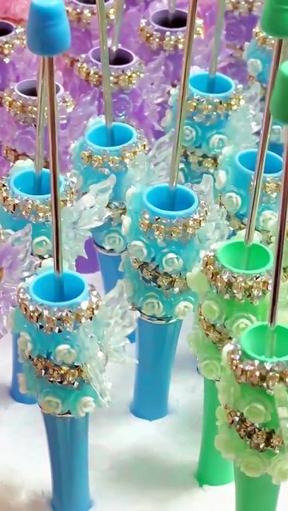 Solid Color Beadable Pens with Shiny Butterflies Cute Flowers Clear Rhinestones Chains Clear Sugar
