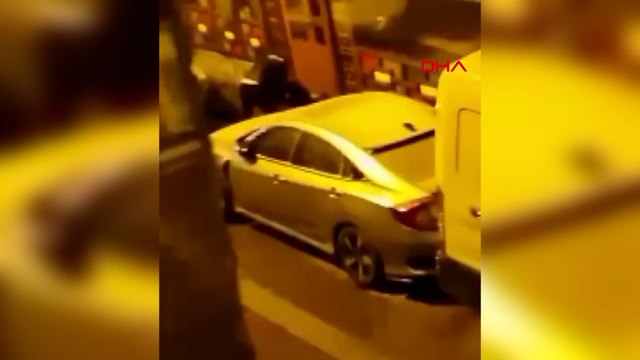 Avcılar'da tartıştığı kadını sokak ortasında tekme tokat darbetti