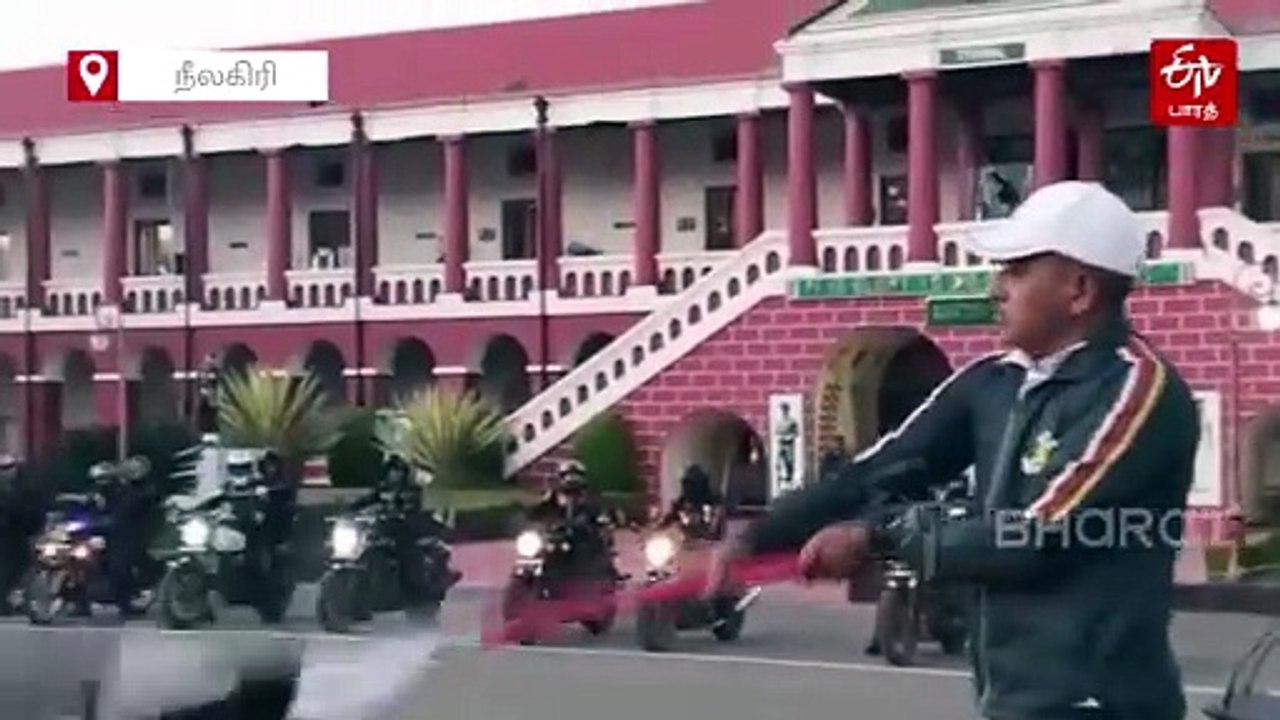 ராணுவ வீரர்கள் பைக் விழிப்புணர்வு பயணம்