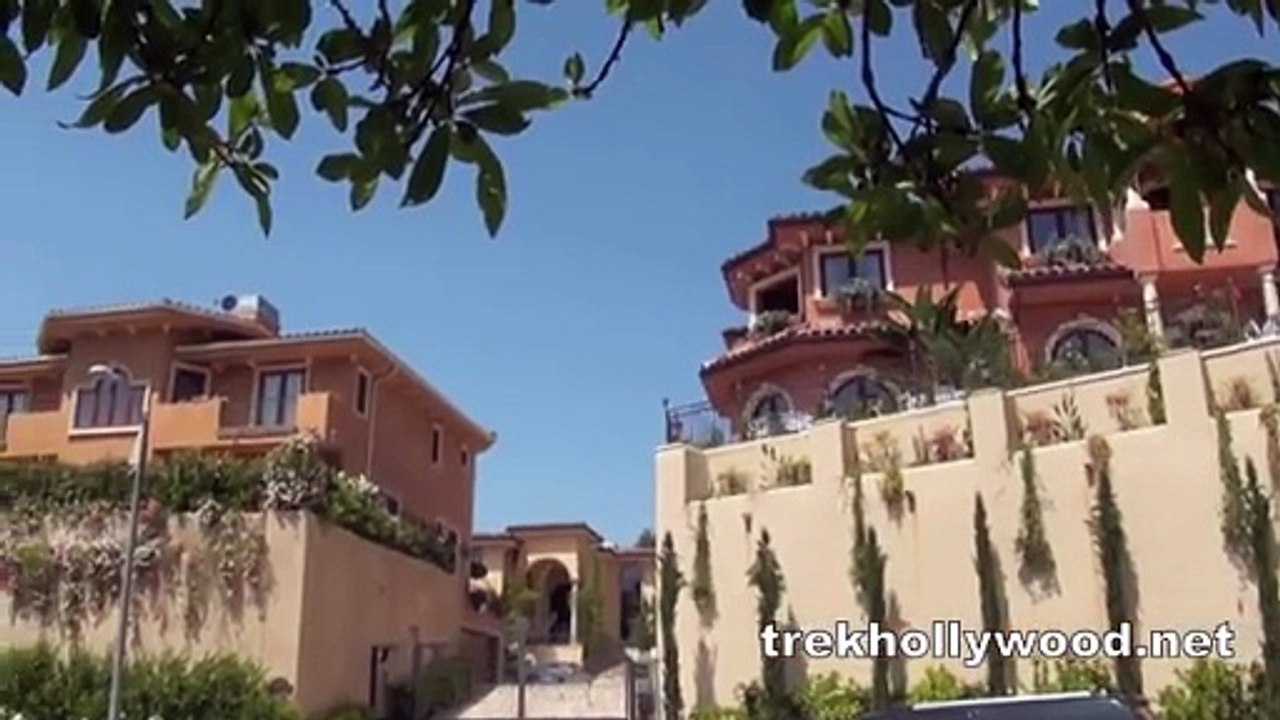 2010 – Johnny Hallyday – TREKHOLLYWOOD : La maison de Johnny à Los Angeles