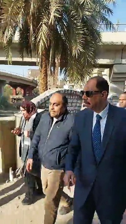 تمهيداً للافتتاح الرسمي.. محافظ سوهاج يتابع اللمسات النهائية لكوبري مشاة منطقة الثلاث كباري