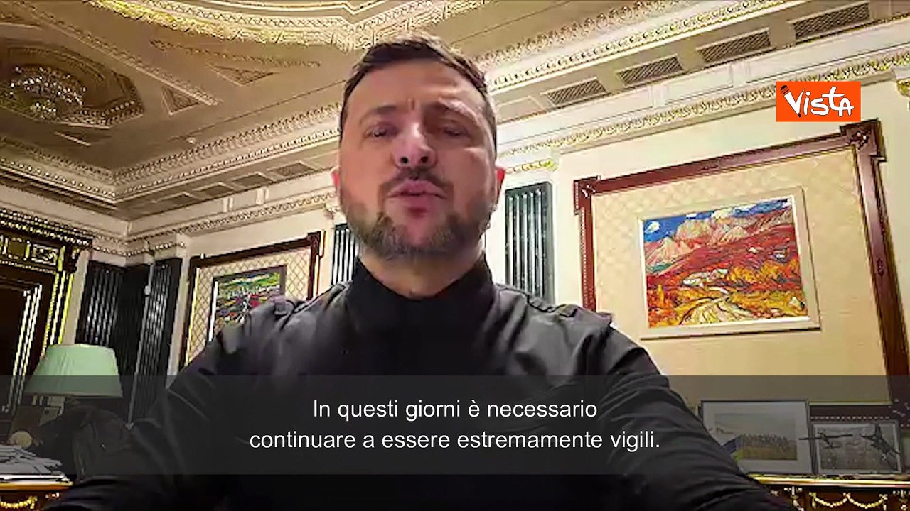 Guerra Ucraina, Zelensky: "La Russia si sta preparando a un attacco massiccio, vigliamo"
