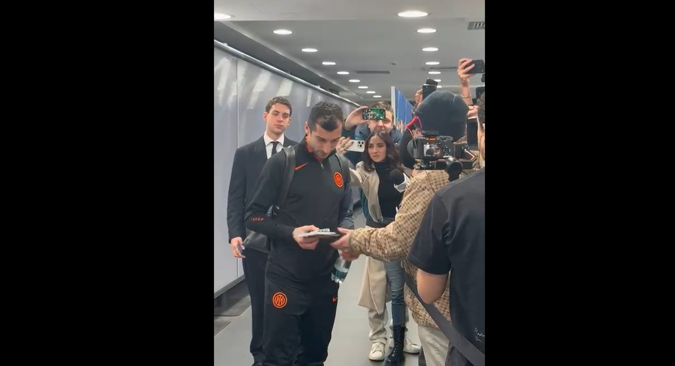 VIDEO FCIN1908 / Inter, domani è il compleanno di Mkhitaryan: il regalo di un giornalista