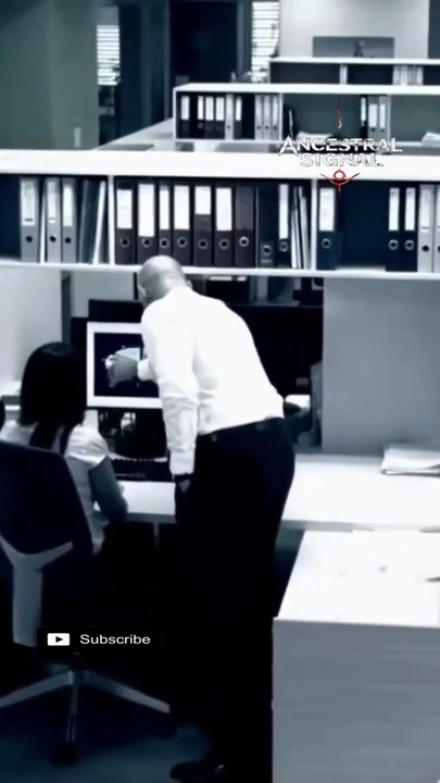 Entidad Invisible Mueve Objetos—Cámara de Seguridad lo Capta