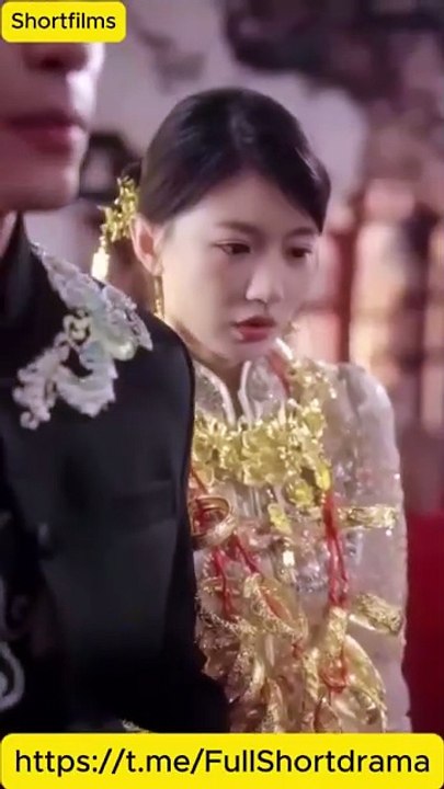 El Mafioso se enamora de la Pueblerina en español - Shortfilms