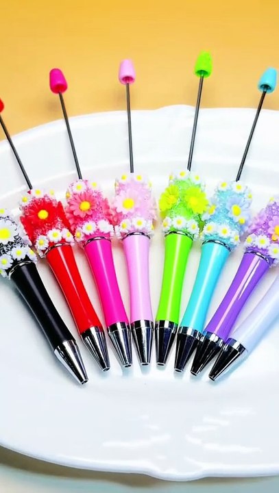 Beadable Sugar Pens with Mini Cute Daisy Flowers Solid Color